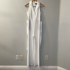 DKNY Women’s Jumpsuit White Belted Notch Collar